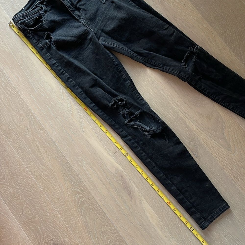 Kate Skinny Jeans, Distressed Black, Size 27 - Picture 8 of 11